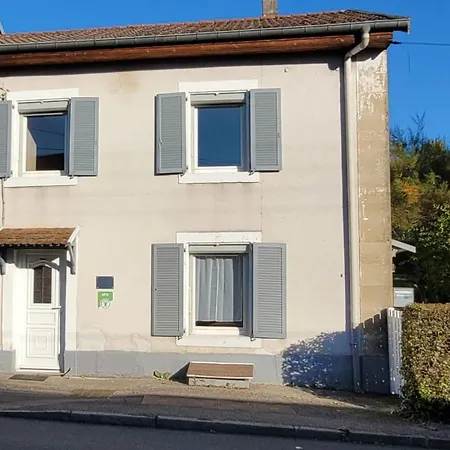 Du Grand Sapin Bleu 度假居 Cirey-sur-Vezouze